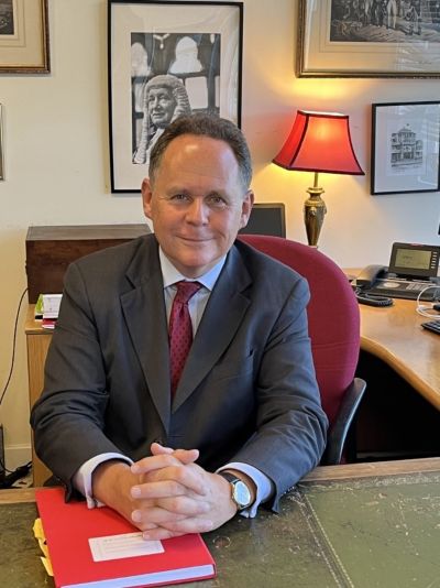 He Signed Away Millions to Save His Marriage — A Judge’s Ruling Exposes Five Hard Truths About Divorce Agreements